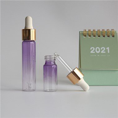 Átlátszó illóolaj cseppentős palackok