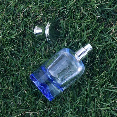 Luxus parfümös palack